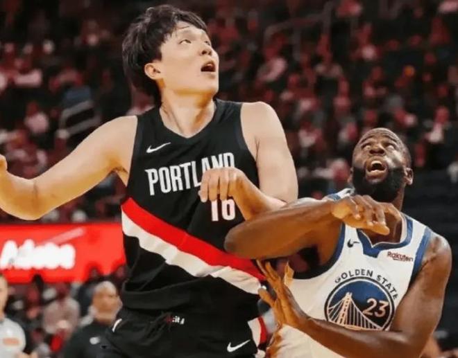 开拓者再战勇士，杨瀚森迎来证明之战，他能击败勇士老头队吗？