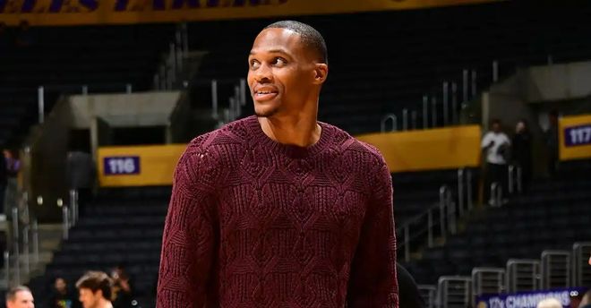 首秀能得多少分!威少生涯球队得分一览,最高24分,最低6分