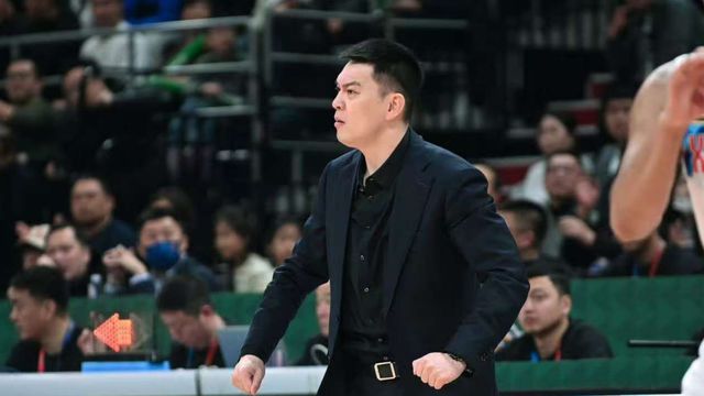 辽宁男篮大换血!外援一个不留,11人合同到期,杨鸣继续执教