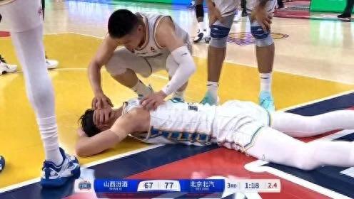 杰曼43分北京3:0横扫山西打进总决赛,刘传兴被军训到自闭