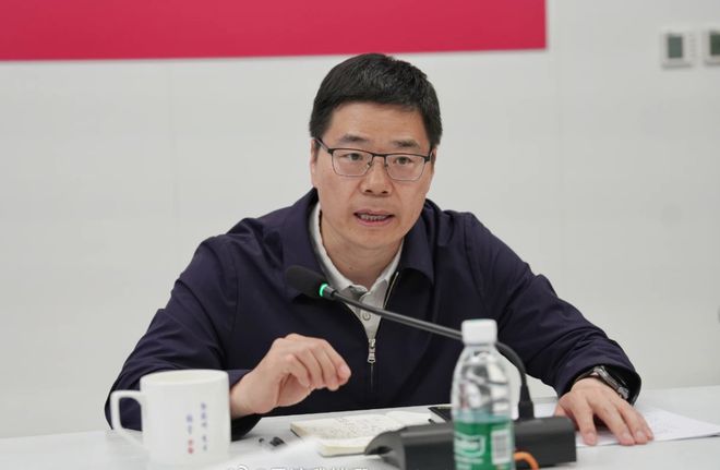 21点46分!CBA官方召开会议,篮协主席郭振明出席,总决赛注意了