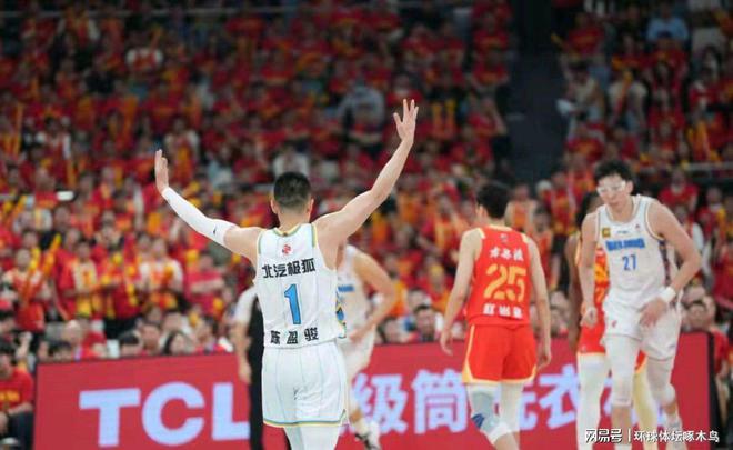 周琦13分 CBA总决赛G1北京客场101-87广厦 胡金秋26分孙铭徽5分