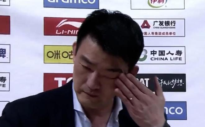 泪洒赛场,王博:感谢球员,圆了我从球员时期就一直想圆的梦