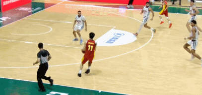 整体表现惨淡!U19中国男篮3分26中3,篮板26-46完败埃及青年队