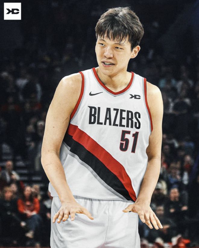杨瀚森44秒首次对话新教练!却暴露一大短板,再不改恐成下个阿联