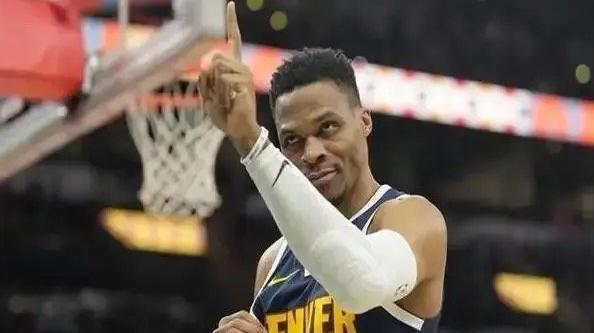  生涯首次！威少新賽季前沒有簽約任何球隊(duì)！他或要從NBA退役！
