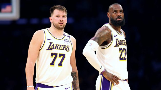 湖人新赛季能否突破52胜?NBA官网解析阵容提升:初步满足东契奇