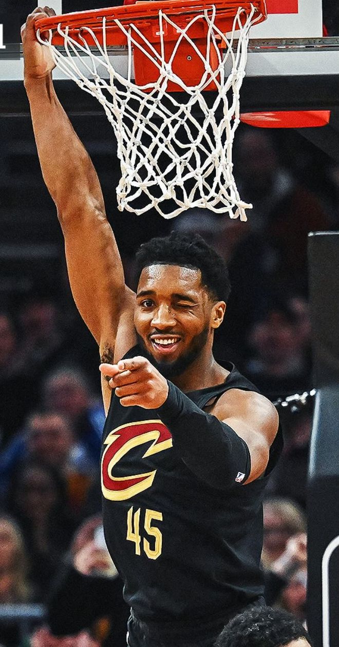 米切尔43+9+5骑士胜步行者1-2，斯特鲁斯20+7+7哈利仅4分
