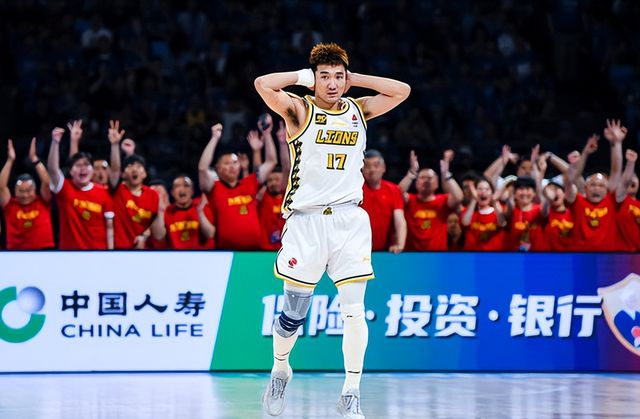 宝岛奇兵发威,广厦男篮豪取三个赛点,下一场建议请他来见证历史