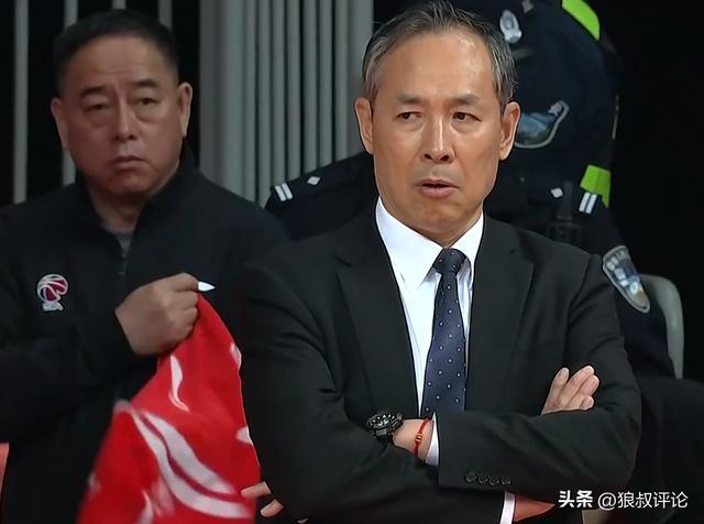 许利民回应下半场遭逆转:进攻没有按准备执行 命中率下降后不防守