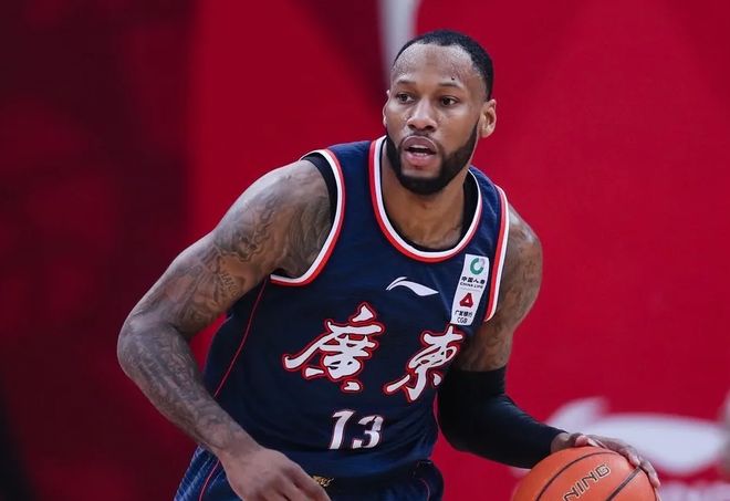 威姆斯正式跟队!广东教练组或迎重大调整,杜锋有望高升总教练?