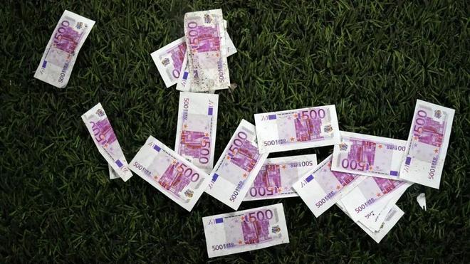 记者:意甲球队领到欧冠奖金,亚特兰大1200万、国米尤文100万