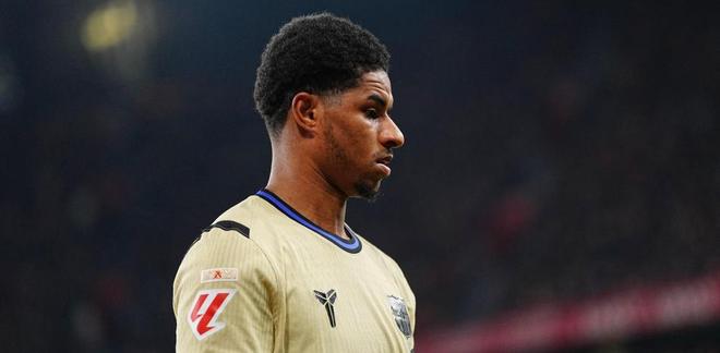 世体:拉菲尼亚受伤,拉什福德迎来证明自己值得被买断的机会