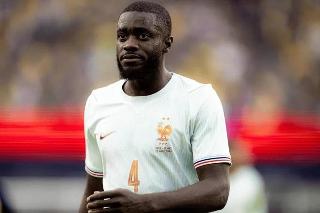 因祸得福?拜仁铁卫国家队吃红牌 被允许提前离队回俱乐部休息