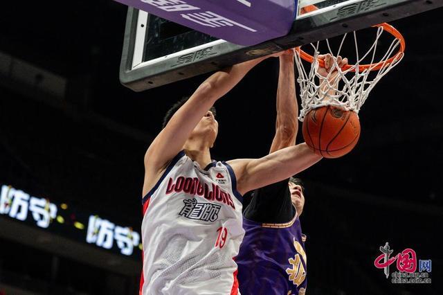 最后1.5秒里勒“一剑封喉” 关键卡位战北控男篮绝杀广州