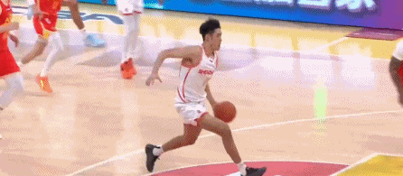 深圳vs广厦前瞻：贺希宁胡金秋上演国手对决，谁能终结对手7连胜