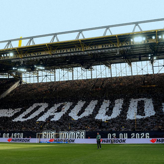 R.I.P.,多特球迷通过TIFO致敬已故的球迷项目工作人员达乌德