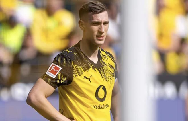 里肯谈施洛特贝克:我们续约了一名热爱为多特蒙德效力的球员