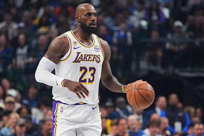 大爆冷!老詹30+9+15燃尽不敌倒数第3 残阵湖人成首轮“软柿子”