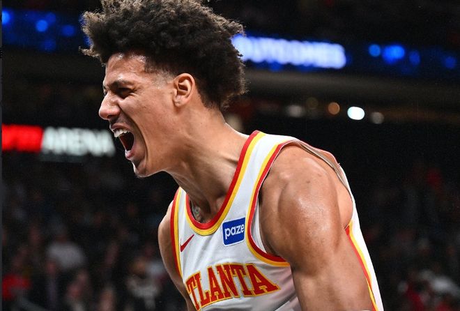 老鹰横扫篮网:杰伦1500+700+500+100三分 历史第4人比肩詹姆斯