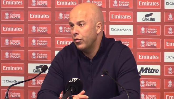 斯洛特：欧冠要像今天前35分钟那样踢；输球不想归咎于个人