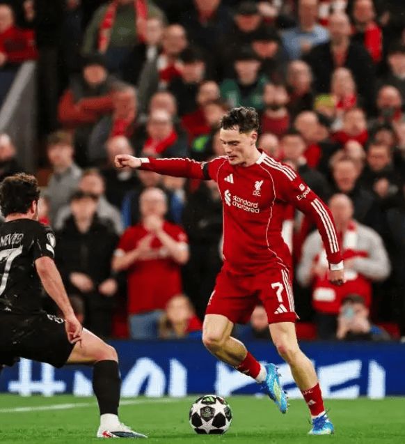 登贝莱双响弑旧主!利物浦主场0-2崩盘,总比分0-4惨遭大巴黎淘汰