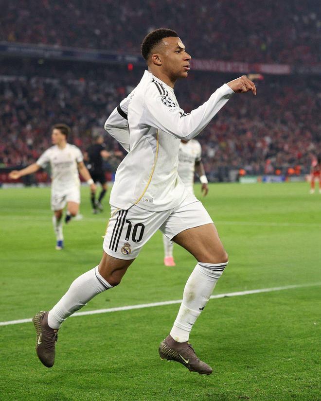 姆巴佩一夜刷爆三神迹:数据背后的进化密码