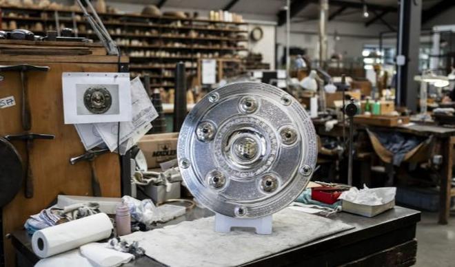 官方：德甲沙拉盘将再次扩容，以便容纳更多冠军名字