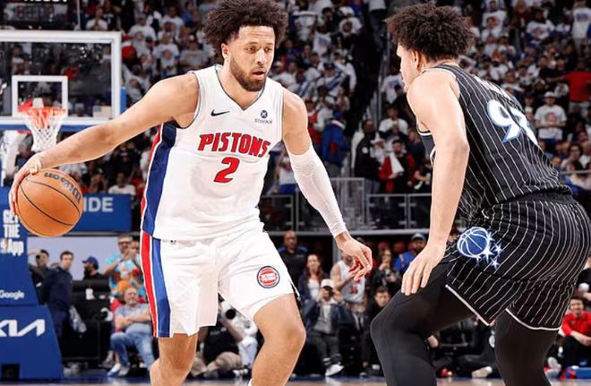 魔术力克活塞总分2-1：班凯罗25+12+9 坎宁安27+9+9失误