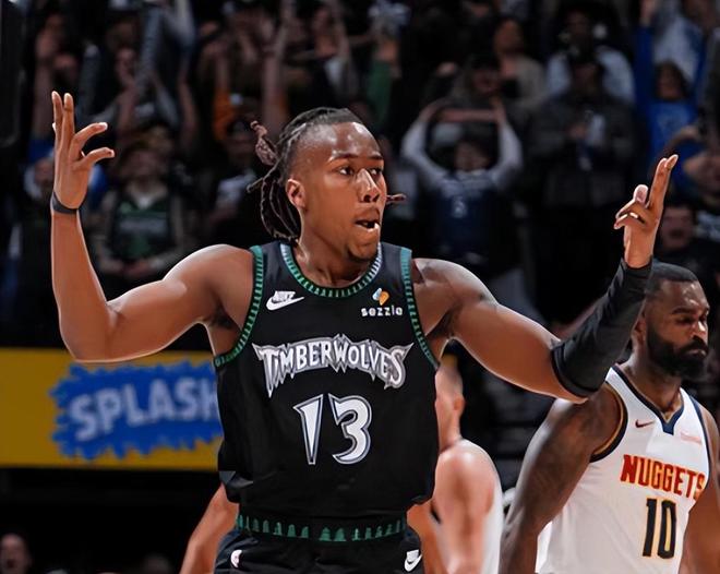 西部季后赛最新积分榜：雷霆湖人会师只差1场，西部第3濒临出局