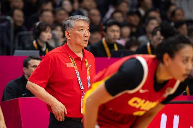 老将救主，李梦有望回归？宫鲁鸣发声引人深思，王思雨态度很强硬