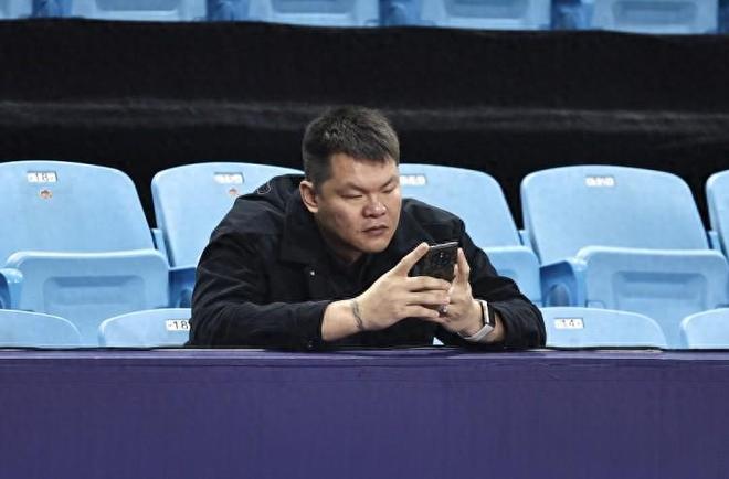 萨林杰离队?朱芳雨承认引援,刘礼嘉约会广东女球员,林志杰退役