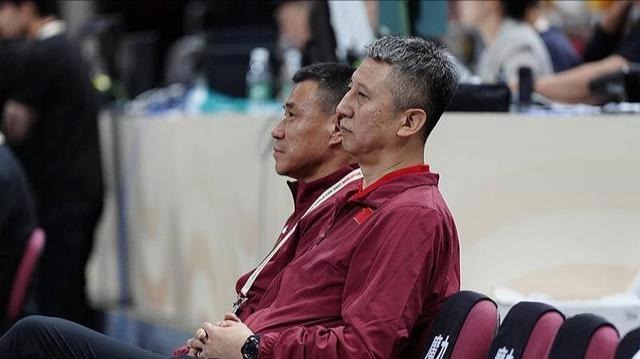 中国男篮将在2月26日18:05客场迎战日本 背水一战争取胜利