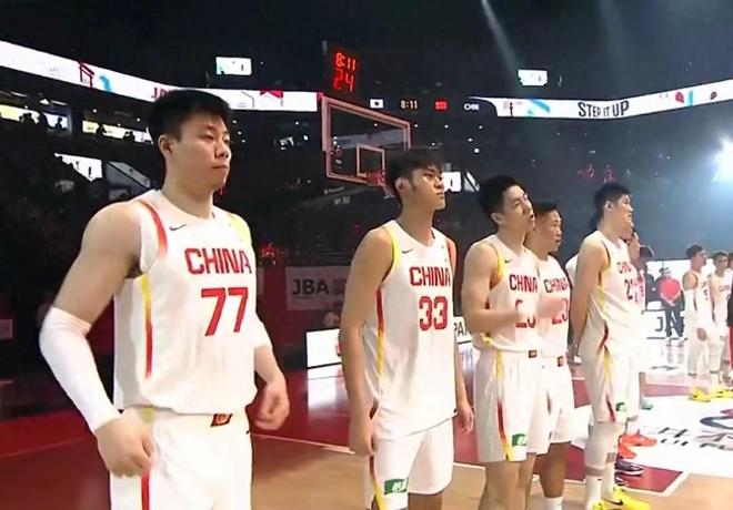 被裁判针对,男篮为何得罪国际篮联?姚明埋祸根,郭振明两招补救