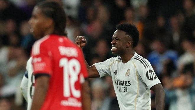 为何皇马欧冠夺冠概率仅2.78%？数据背后的冷逻辑与热足球