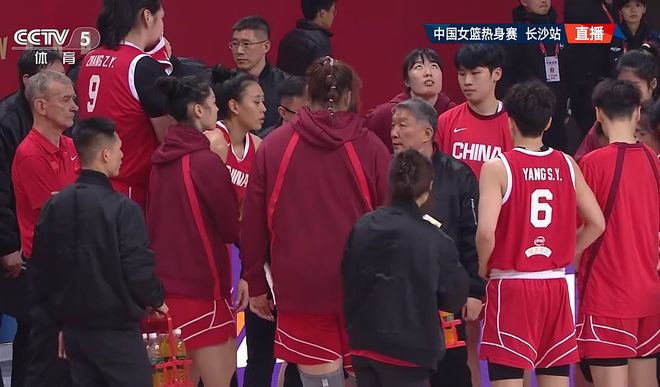 领先19分被绝平,宫鲁鸣险玩大了!中国女篮戏剧性赢球,MVP诞生