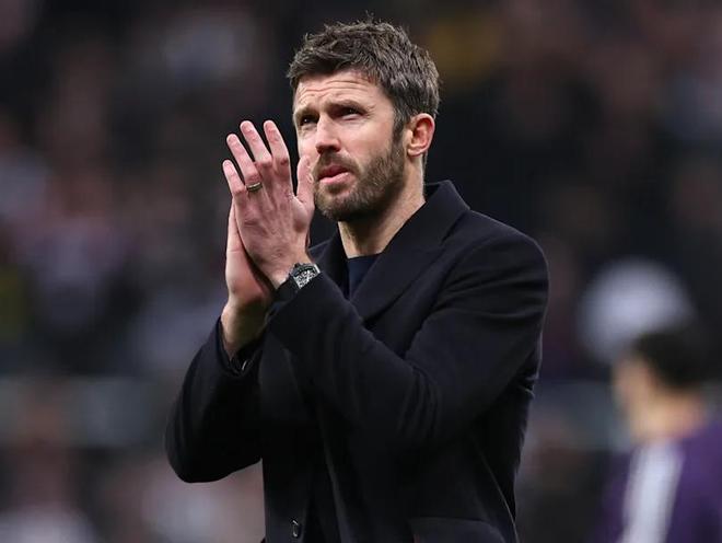 曼联有意引进前曼城青训球员,与蓝月亮竞逐多特中场