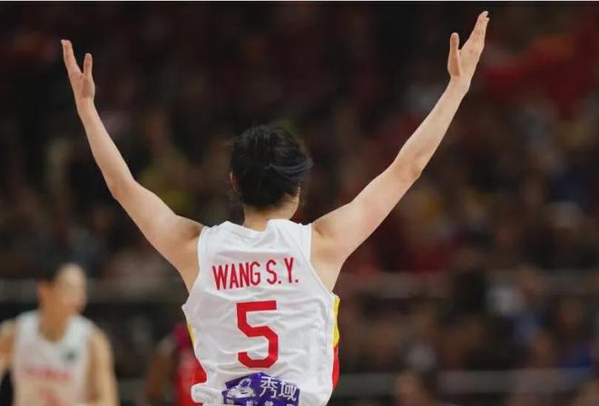 “破碎”之后,一位女篮老将的自我重建