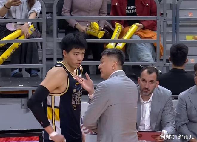 朱芳雨赌对了!广东队拒签足尺寸大外援,又一国手内线将驰援杜锋