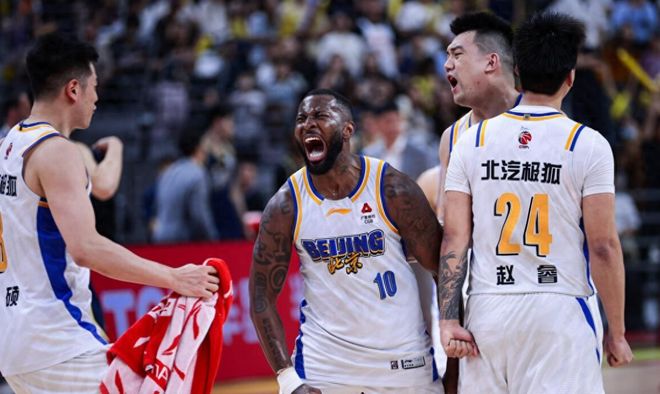 广东男篮不敌北京男篮,揪出三大“脓包”,不除去球队争冠无望