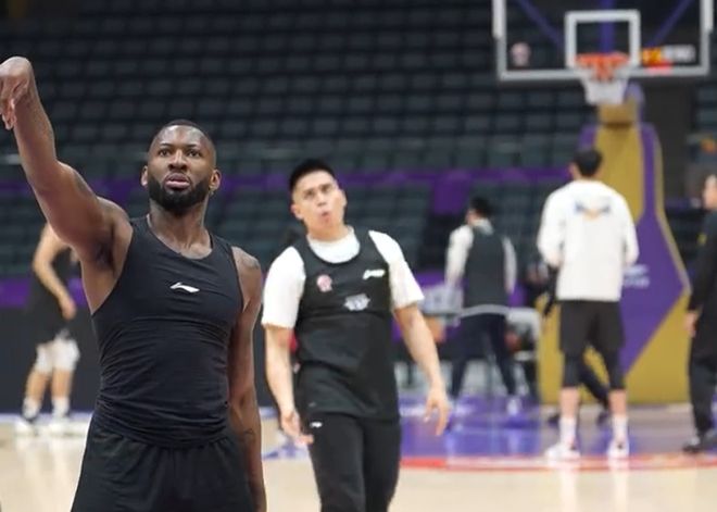 北京德比踩场!陈盈骏杰曼精准,许利民提攻守,张庆鹏直指亮剑!