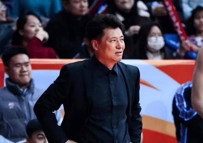 姜正秀上任全面带活新疆小将!气质提升展防守韧劲,未来可期!