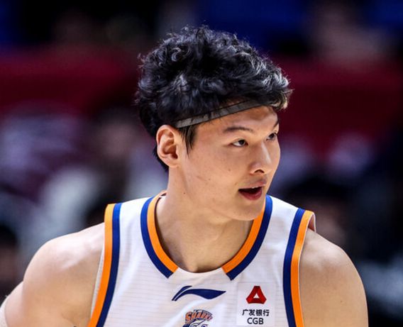 现役第一!王哲林总分超越刘炜完成传承 升CBA历史第五