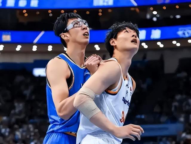 本土内线PK!大王轰24分17板,完爆周琦+麦基,郭士强该召入他?