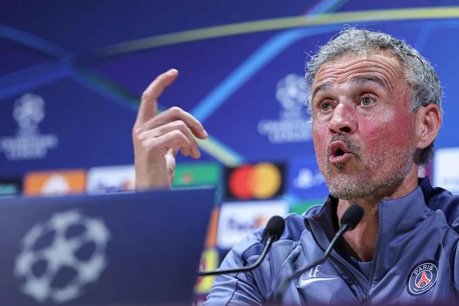 恩里克2次踩点安菲尔德，放话：领先2球照样慌