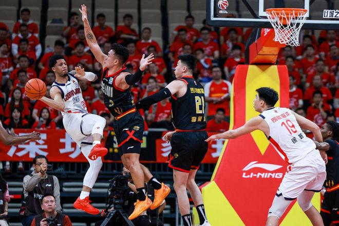 不是杜锋!不是徐利民!更衣室失控+将帅不和,“下课”恐成定局