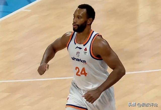 许利民:不敌上海后全队进行开会 弗格肆意妄为得分有损我们的尊严