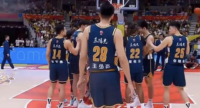 徐杰刷新赛季个人得分新高 广东东阳光队第二主场险胜宁波队