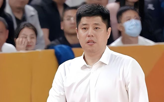 CBA焦点战!15日19点35分!CCTV5+直播表,潘江力争季后赛资格