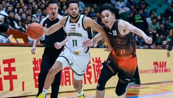 辽宁男篮vs南京男篮前瞻，赵继伟继续带队冲锋，内线大将无缘出战，乌戈盼小将再次爆发